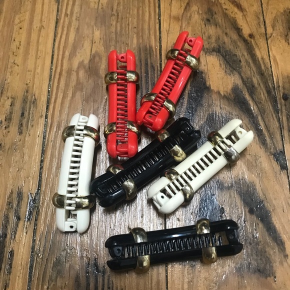 Vintage plastic hair clips - Picture 2 of 7